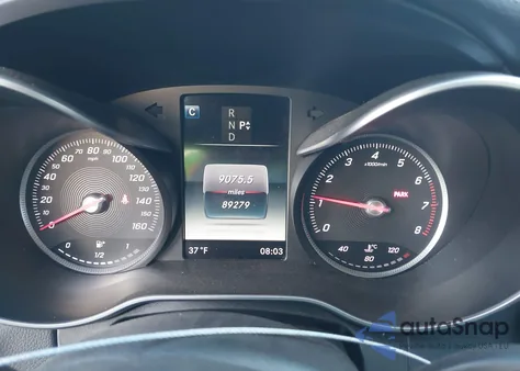 2016 Mercedes-Benz C 300 Sport 4Matic из США, поврежденный, VIN 55SWF4KB8GU100145